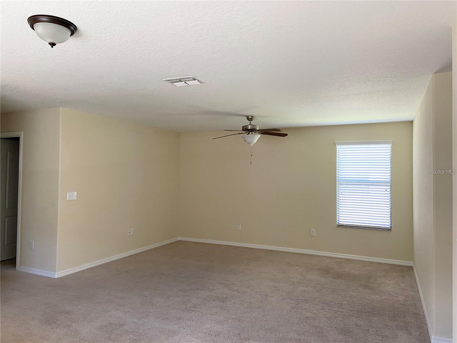 BRANDON POINTE PH 4 PRCL - Residential Lease