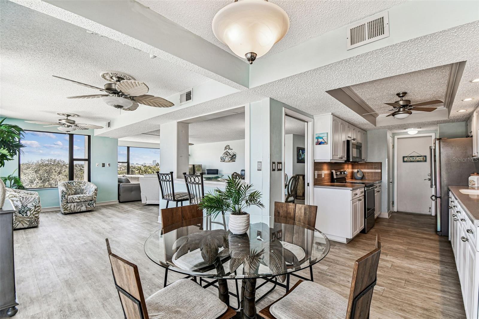 SEA ISLAND SOUTH 4 CONDO - Residential