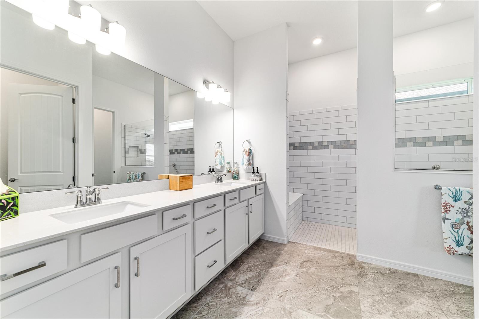 STONE CREEEK - Residential