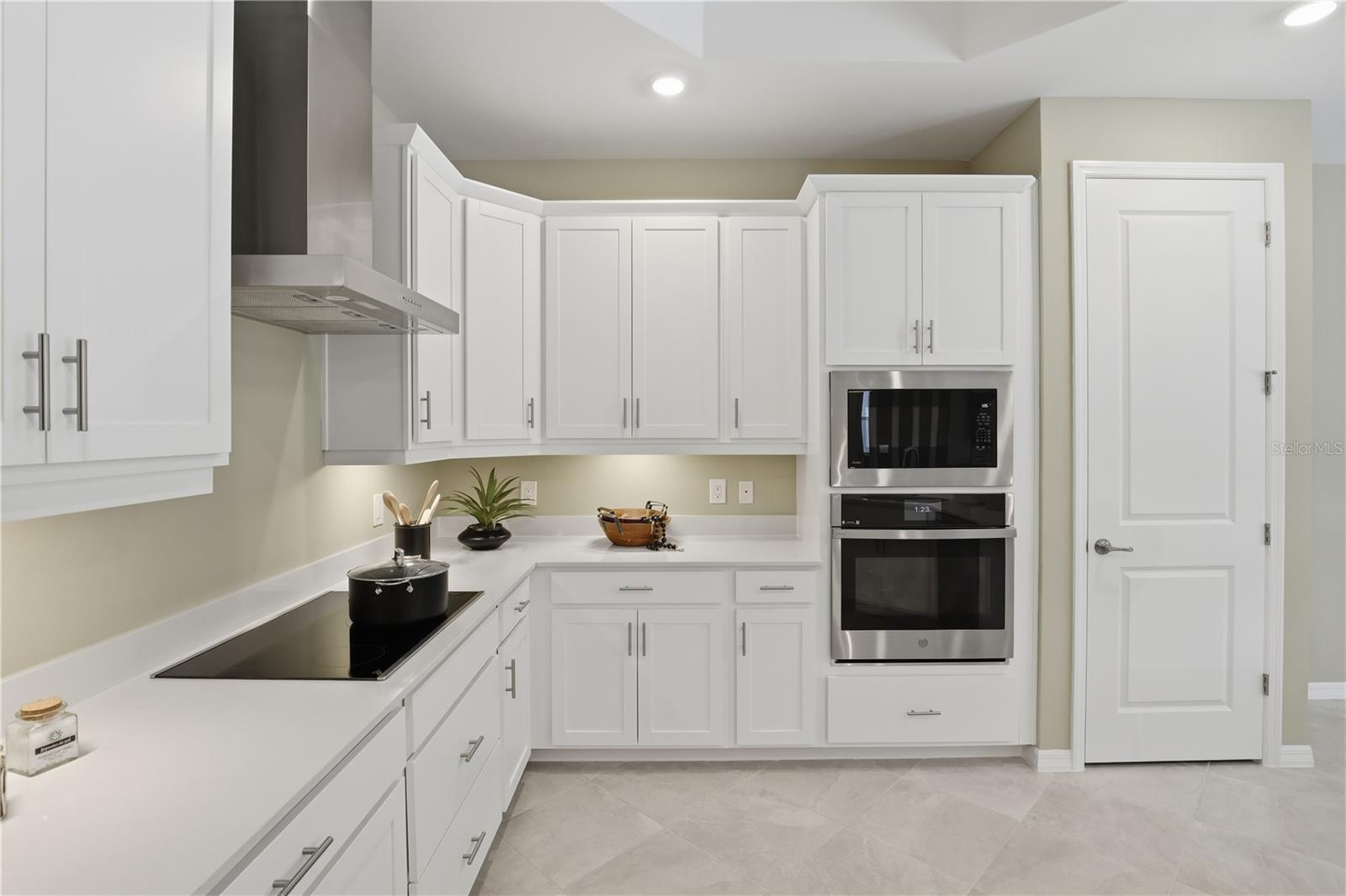 WELLEN PARK GOLF & COUNTRY CLUB - Residential