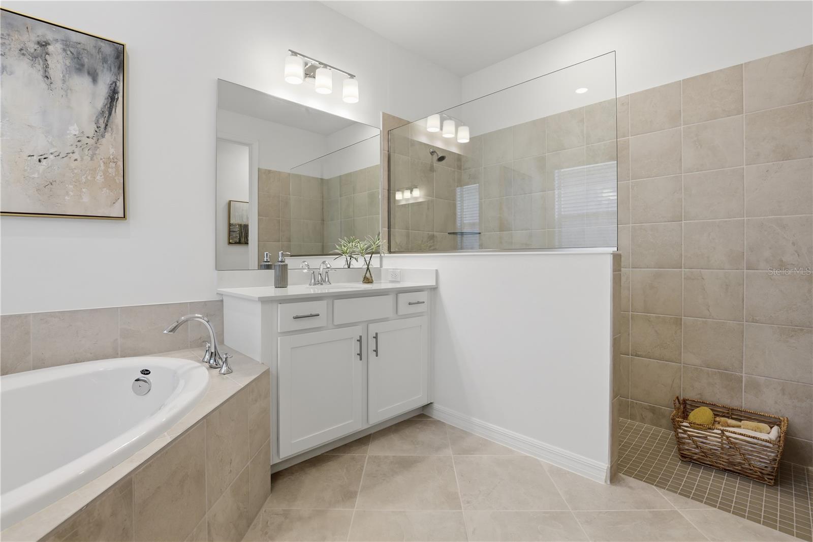 WELLEN PARK GOLF & COUNTRY CLUB - Residential