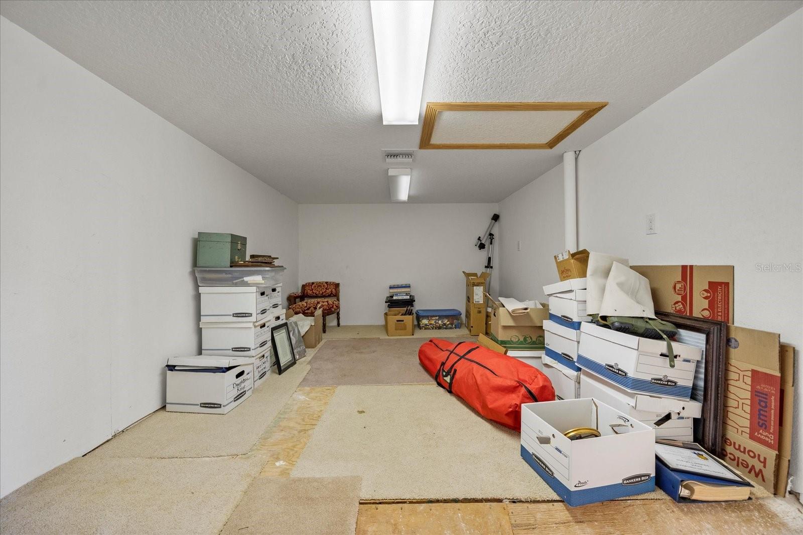 INDIAN MOUND VILLAGE - Residential