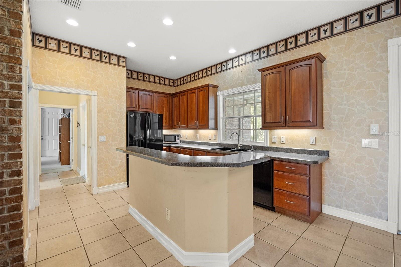 INDIAN MOUND VILLAGE - Residential