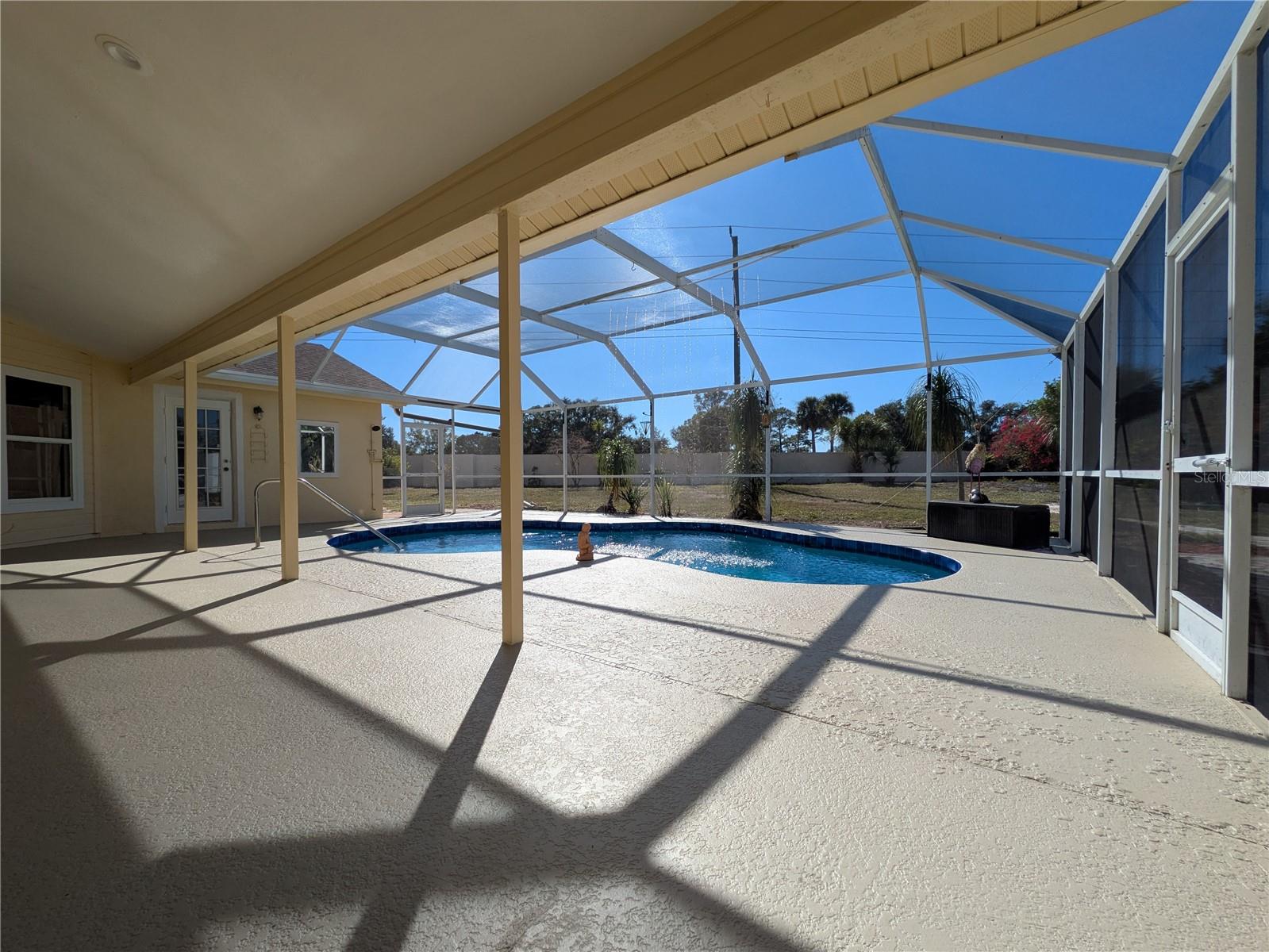 PALM WEST - Residential