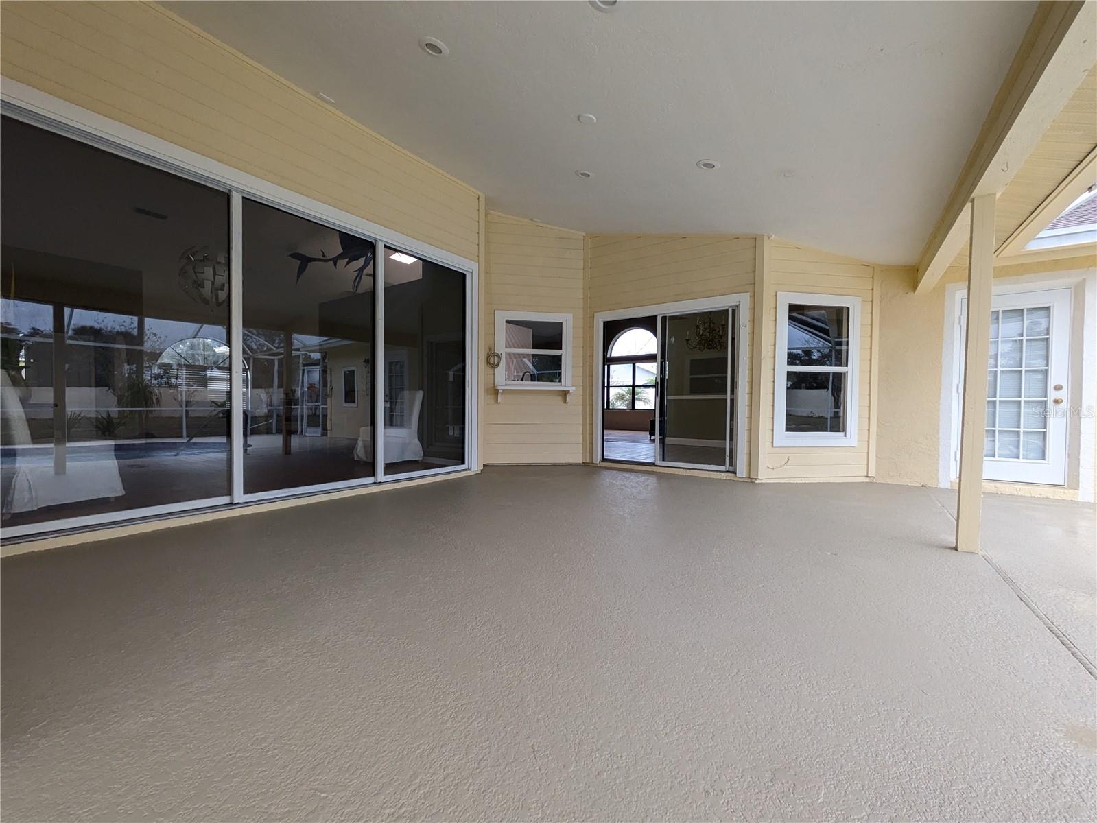 PALM WEST - Residential