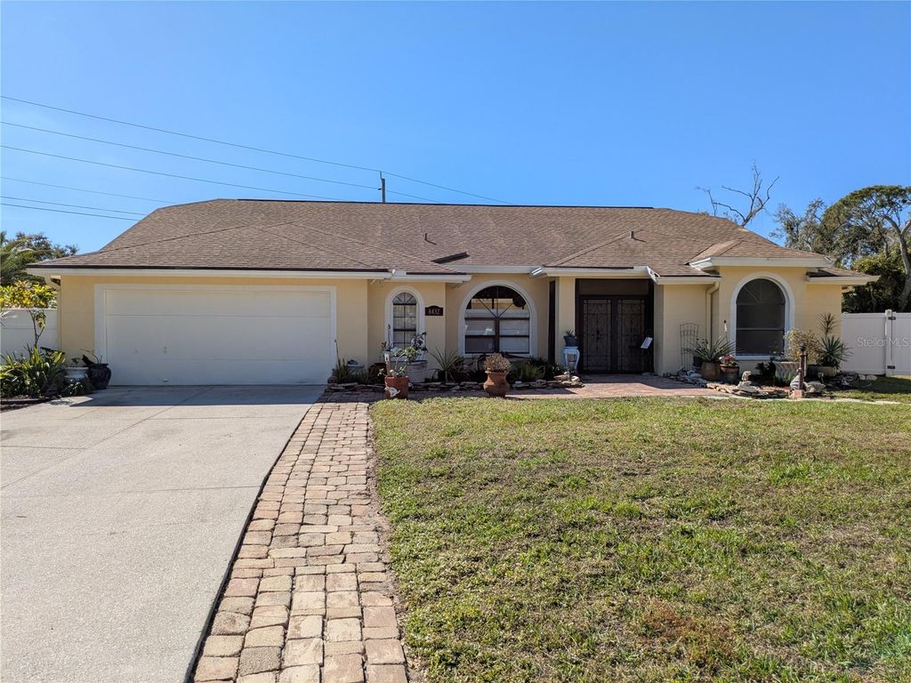 Photo of 8432 Palm Lakes Court, Sarasota, FL 34243 (MLS # A4677152)