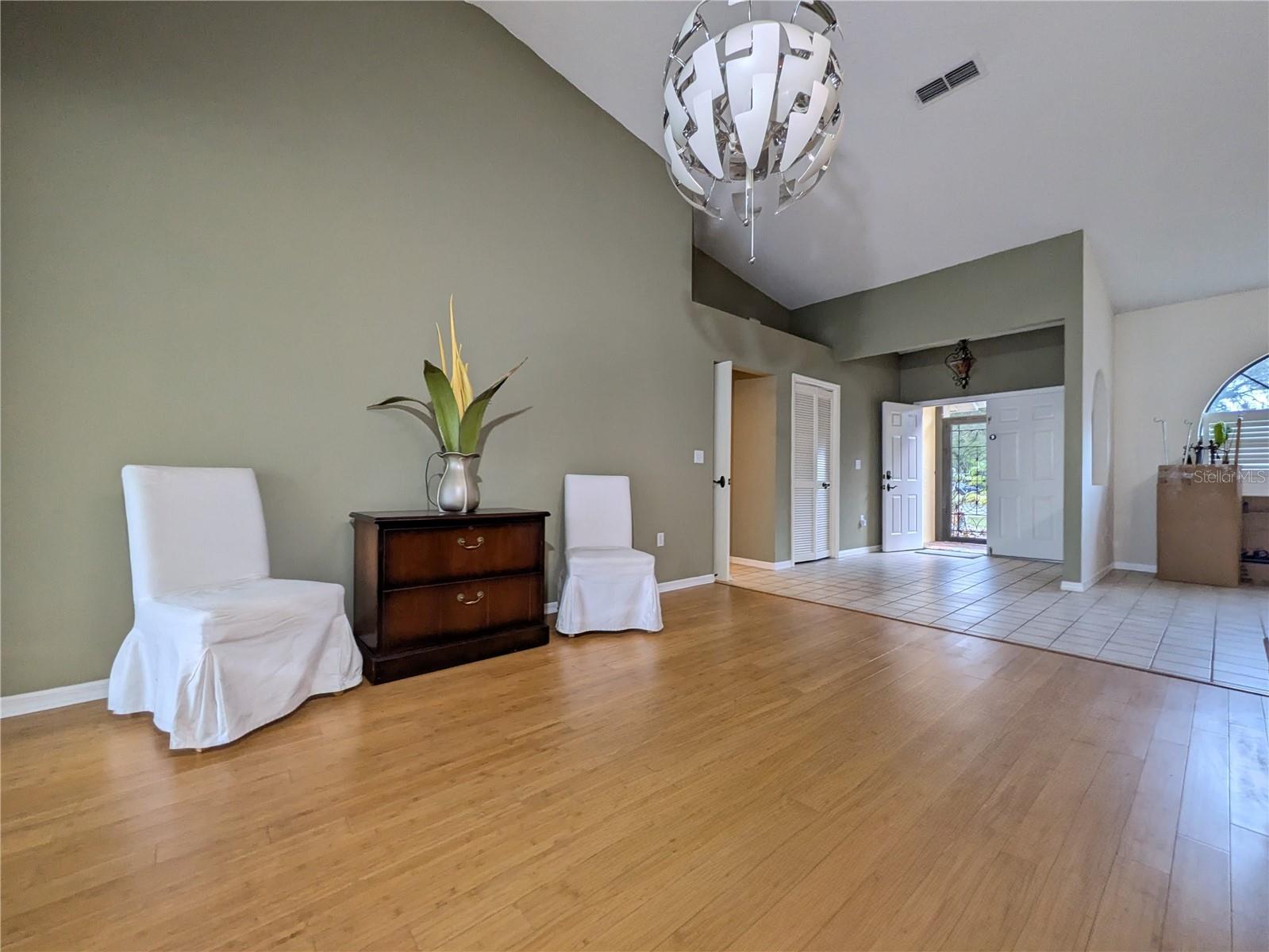 PALM WEST - Residential