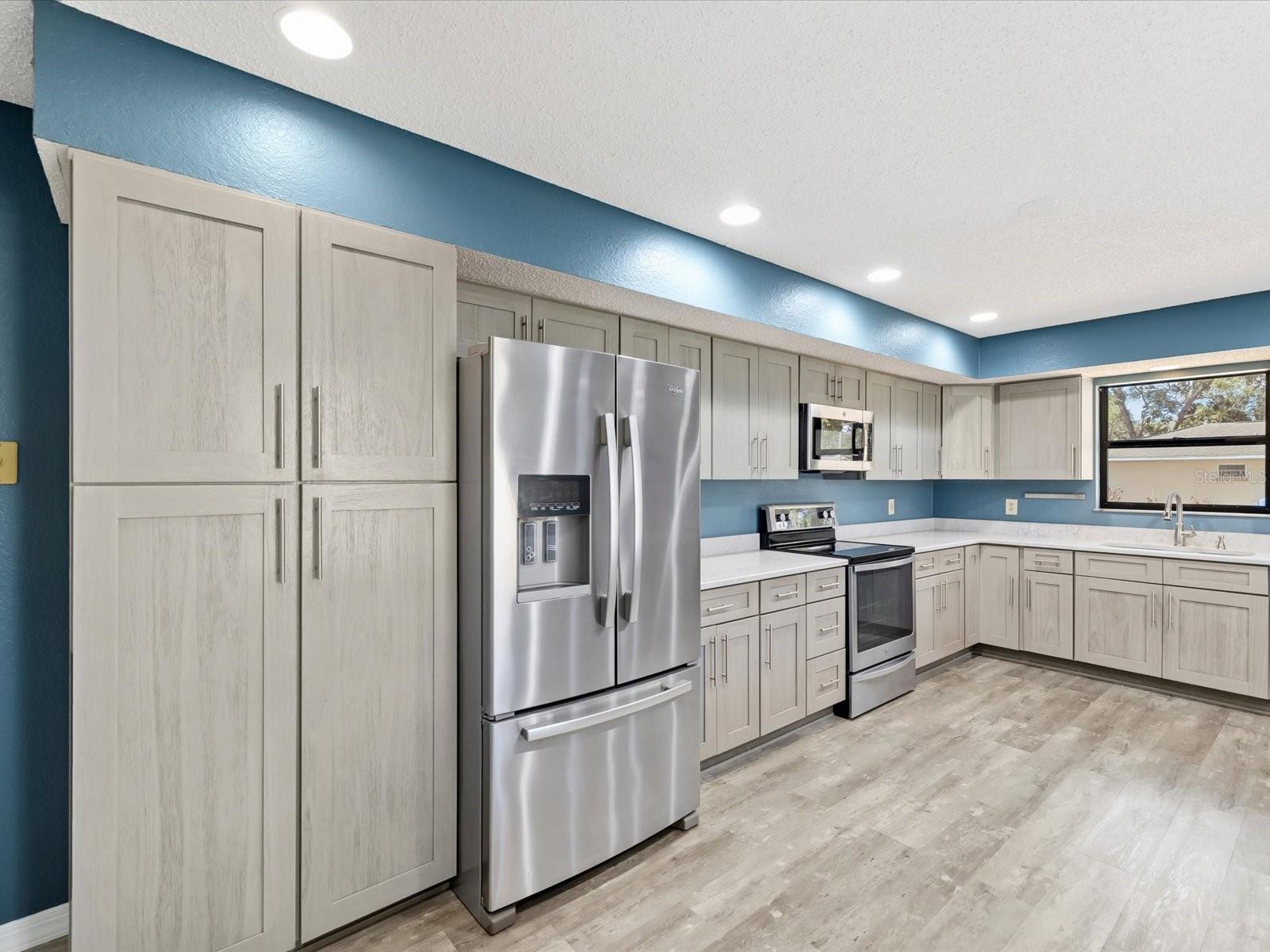 SPRING HILL - Residential