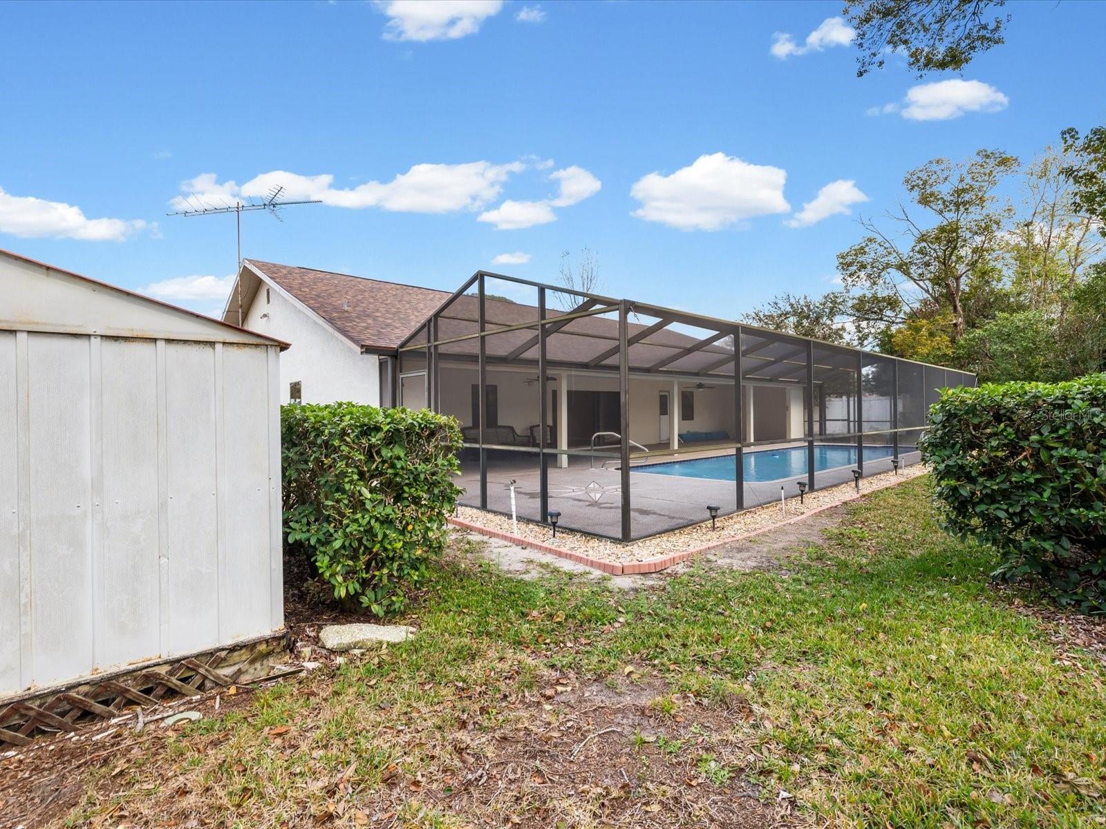 SPRING HILL - Residential