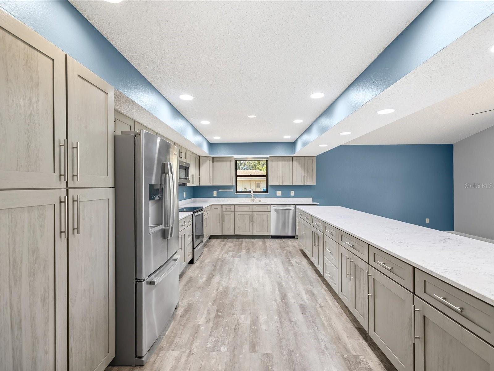 SPRING HILL - Residential