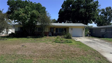 Photo of 4415 W Paul Avenue, Tampa, FL 33611 (MLS # TB8528510)