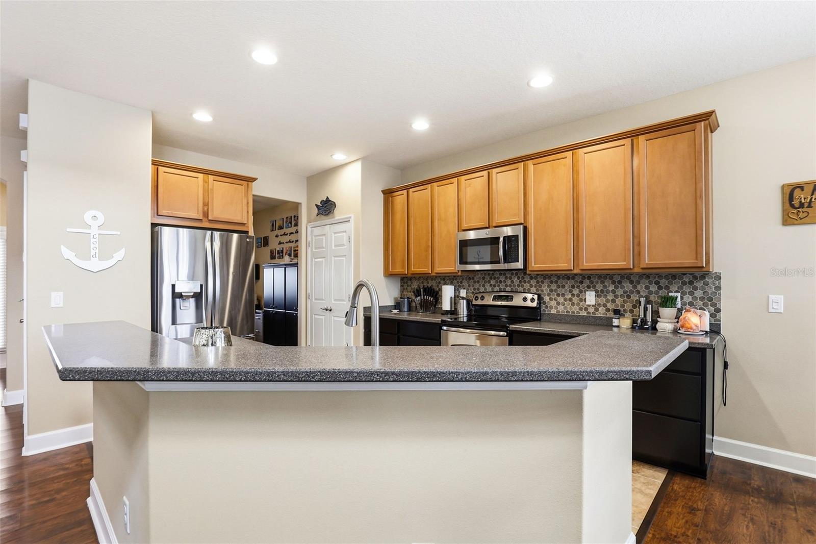 RIVER BEND - Residential