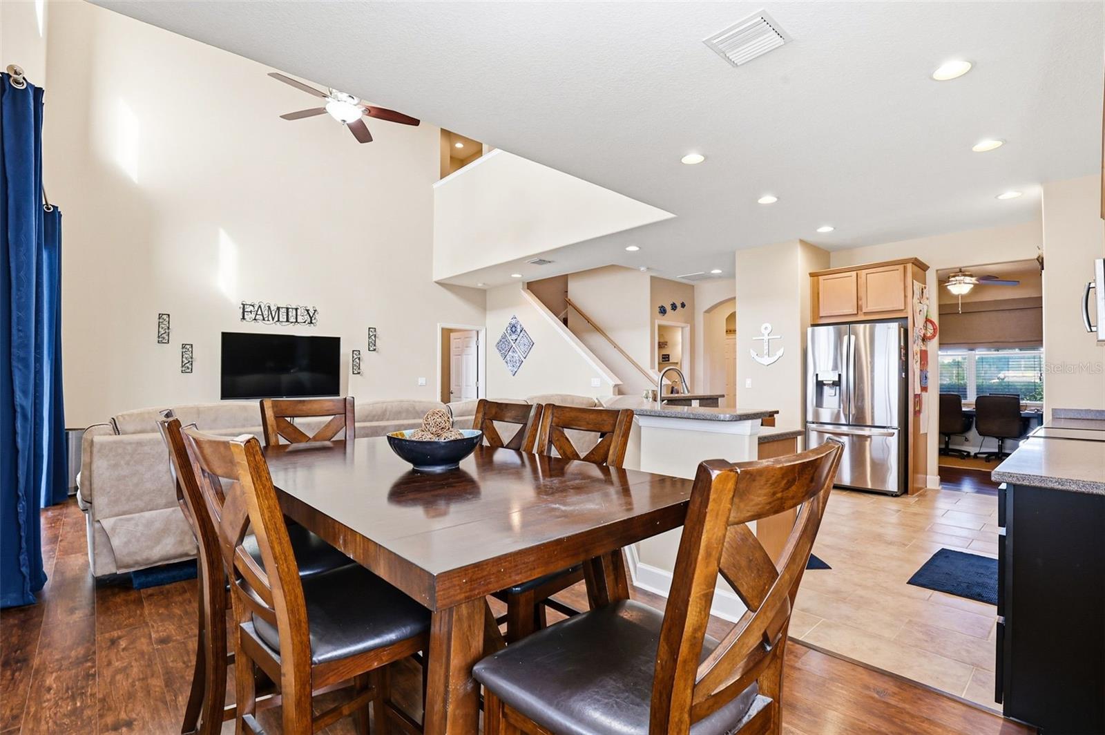 RIVER BEND - Residential