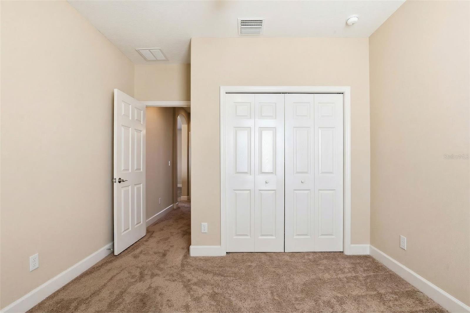 RIVER BEND - Residential