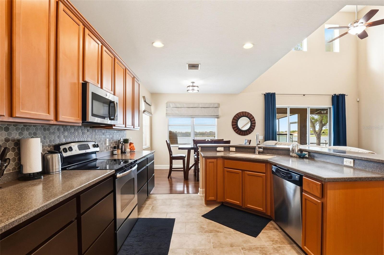 RIVER BEND - Residential