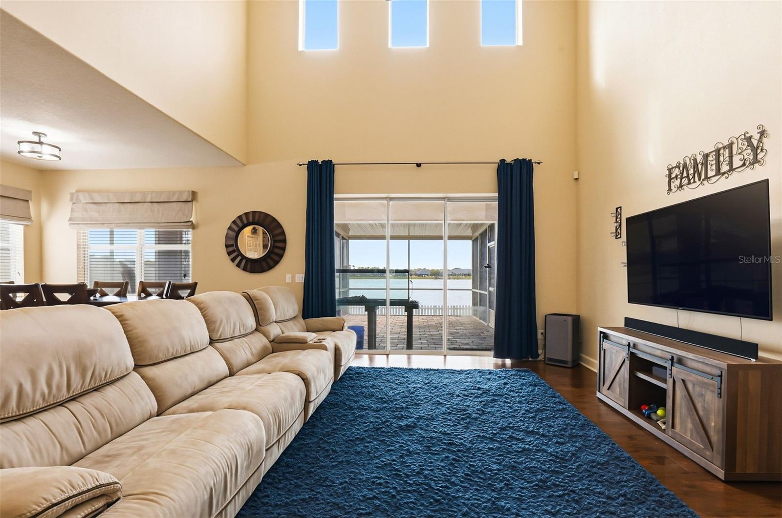 RIVER BEND - Residential