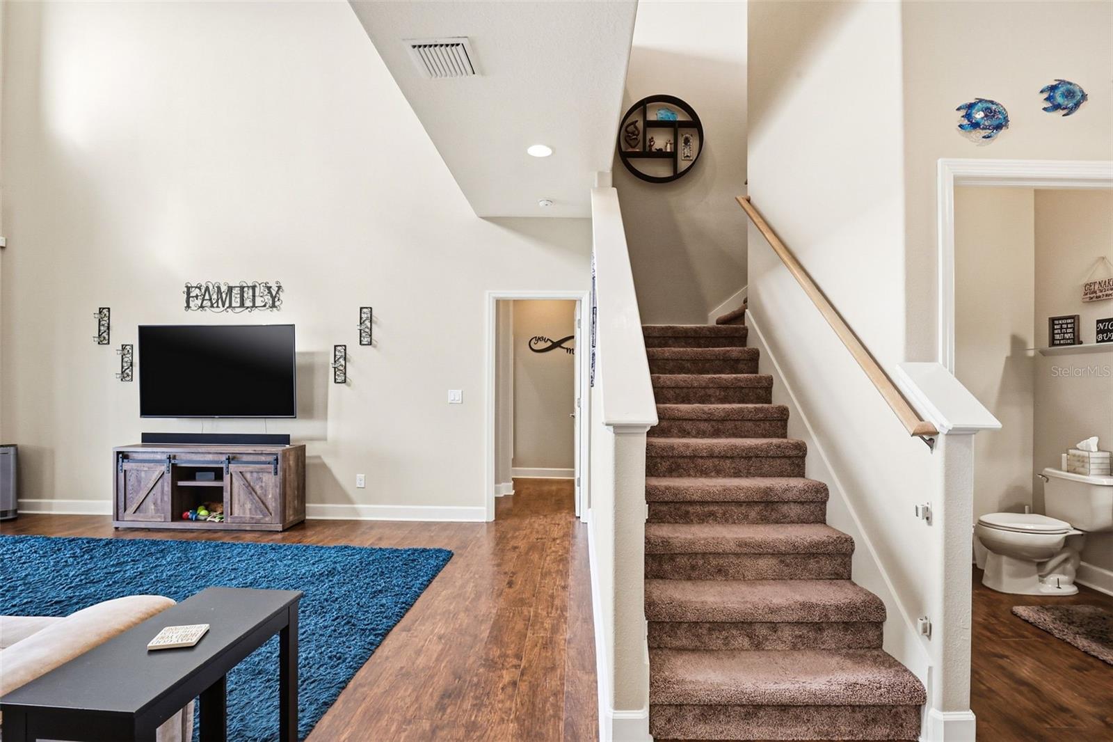 RIVER BEND - Residential