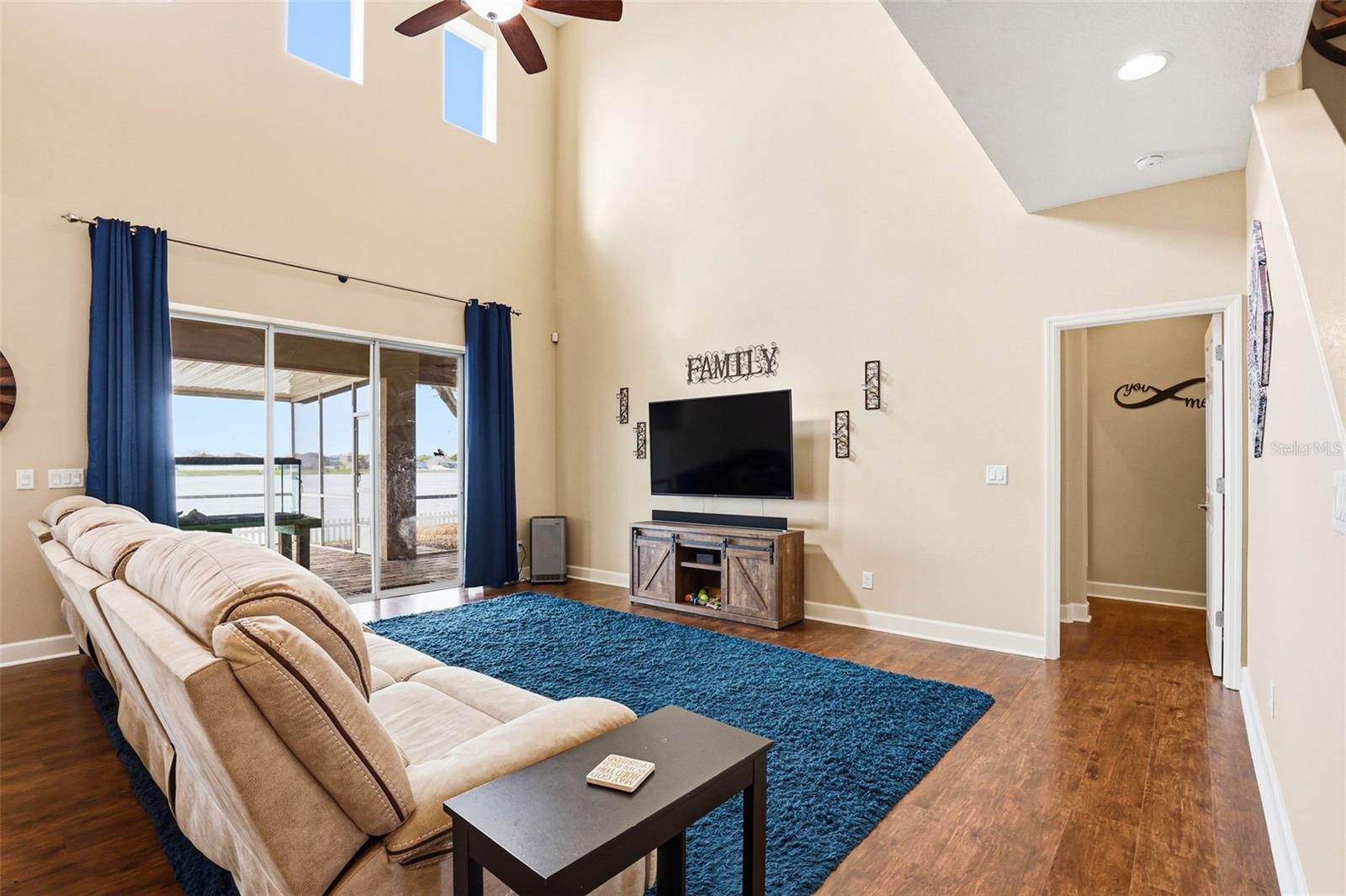 RIVER BEND - Residential