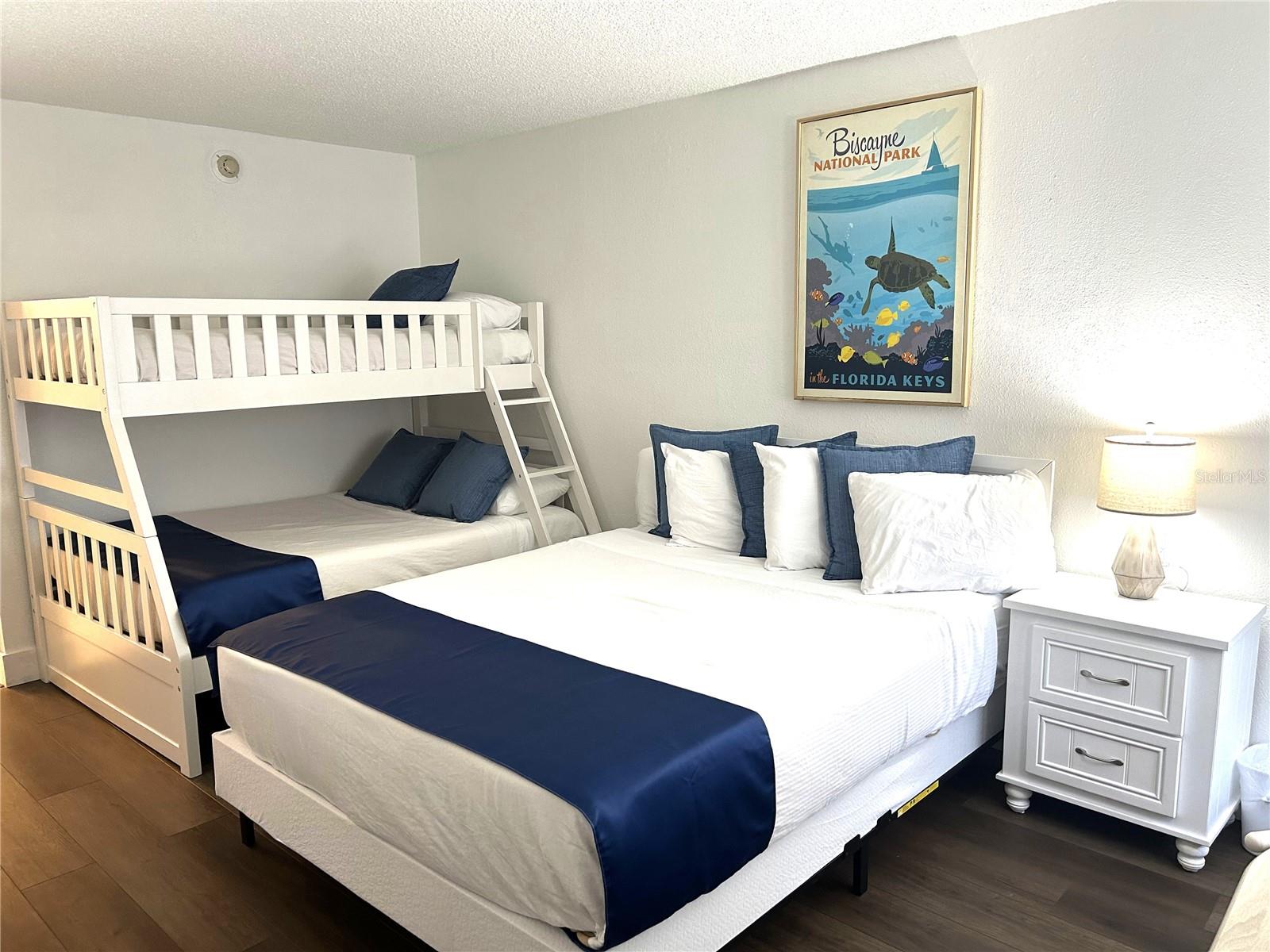 7150 N TAMIAMI TRAIL C100