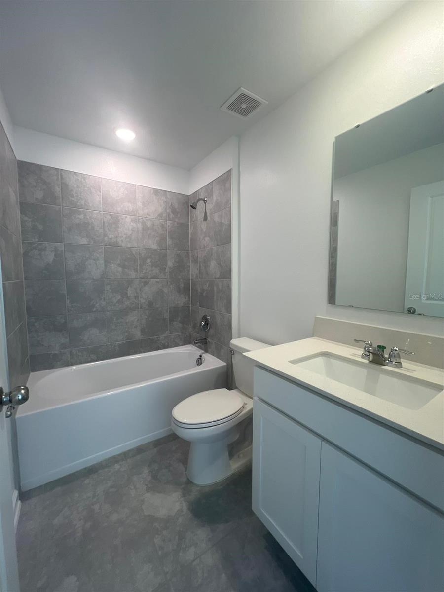 ASTONIA NORTH - Residential