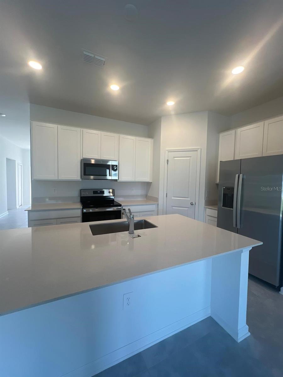 ASTONIA NORTH - Residential