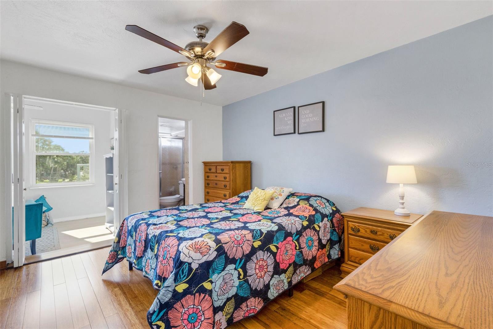 ON TOP OF THE WORLD - Residential