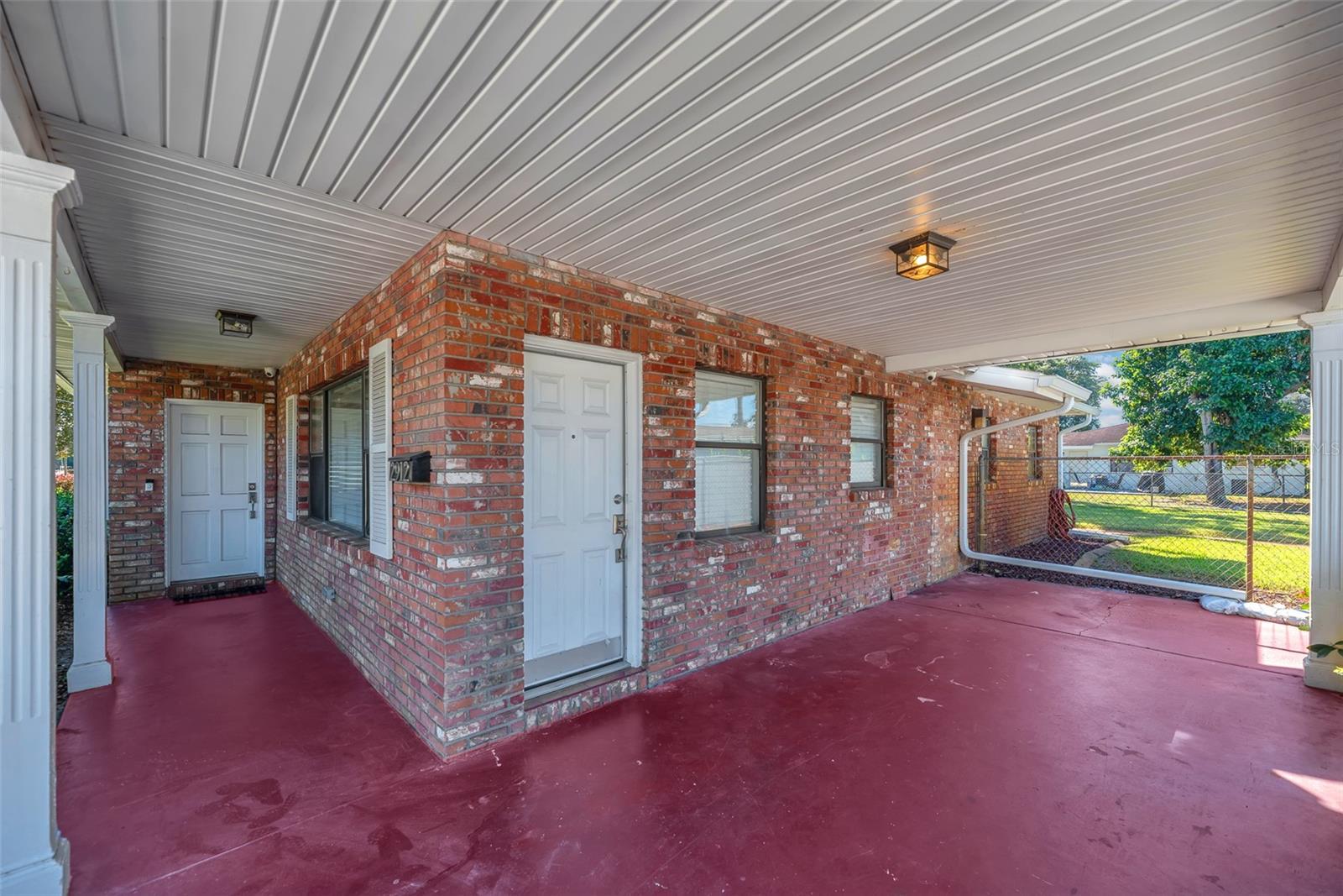 GLENNOAKS REV SUB - Residential Lease