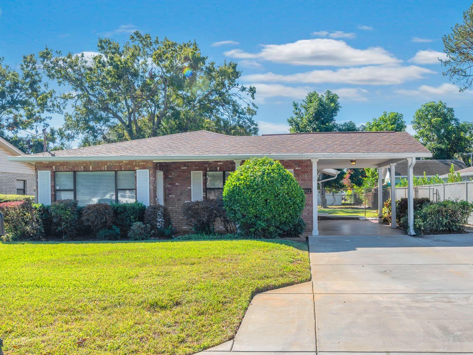 GLENNOAKS REV SUB - Residential Lease