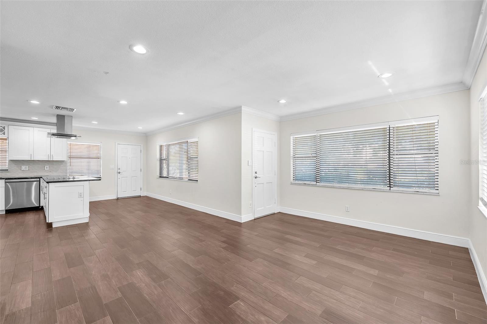 GLENNOAKS REV SUB - Residential Lease