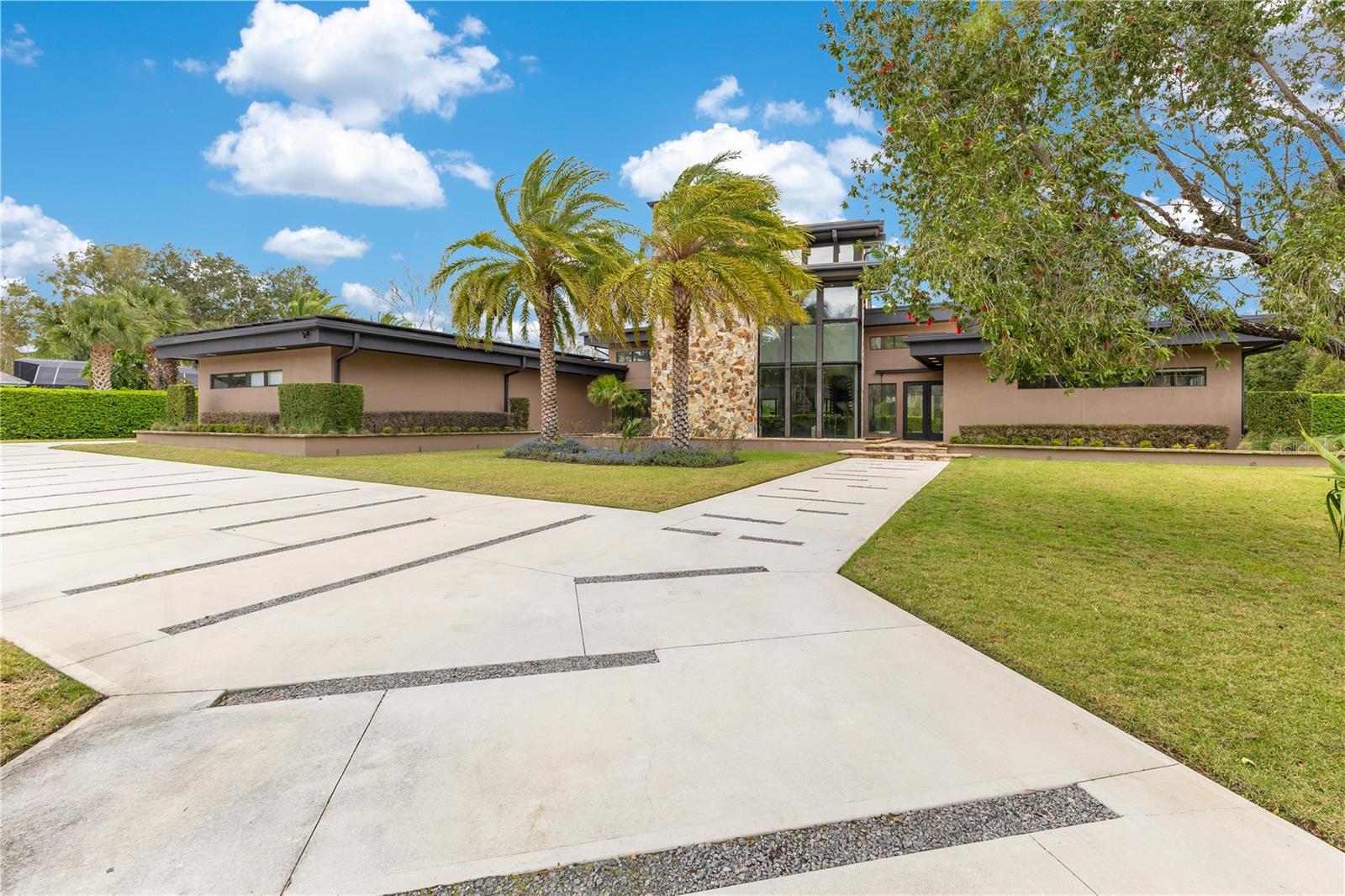 1766 ALAQUA DRIVE