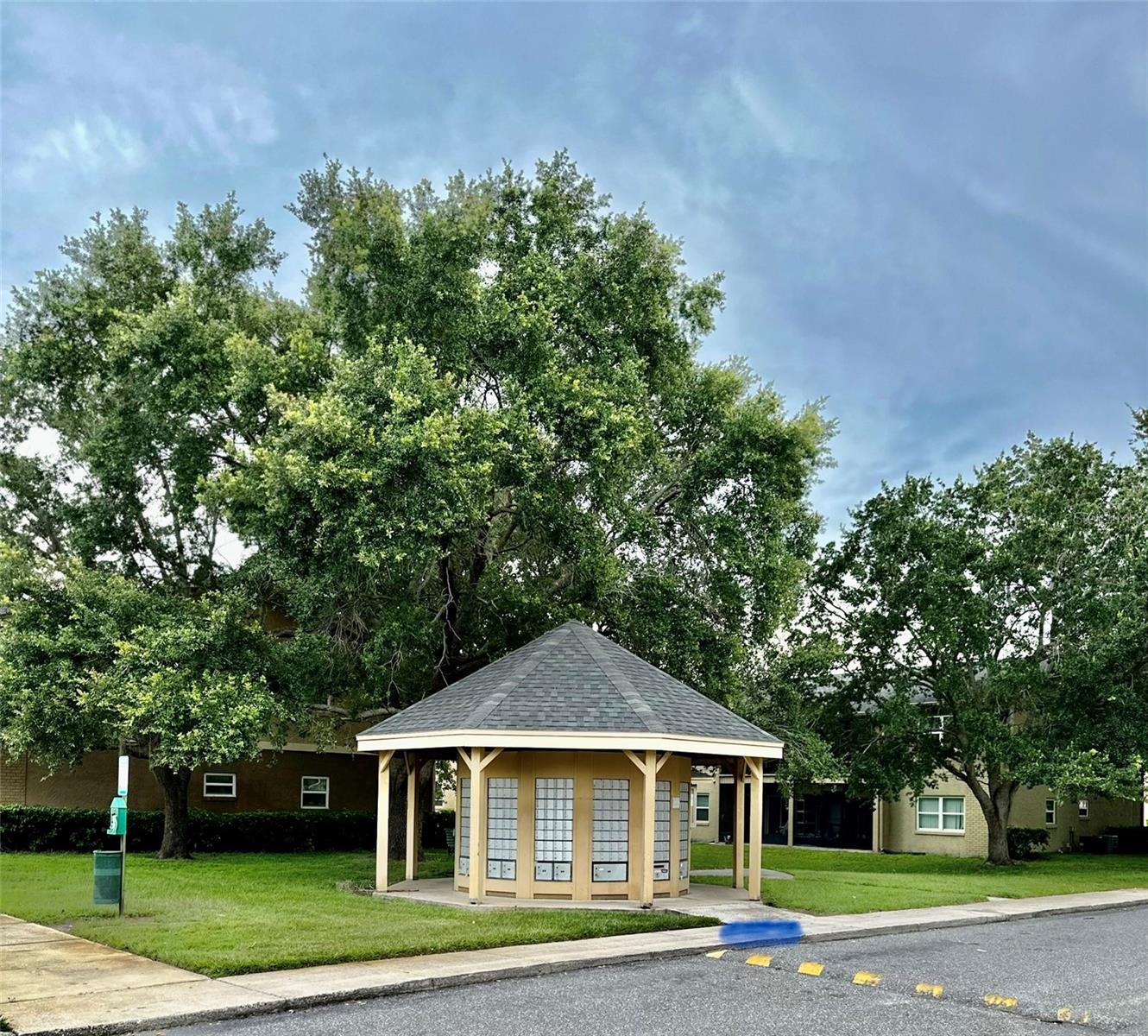 HAWTHORNE VILLAGE - Residential