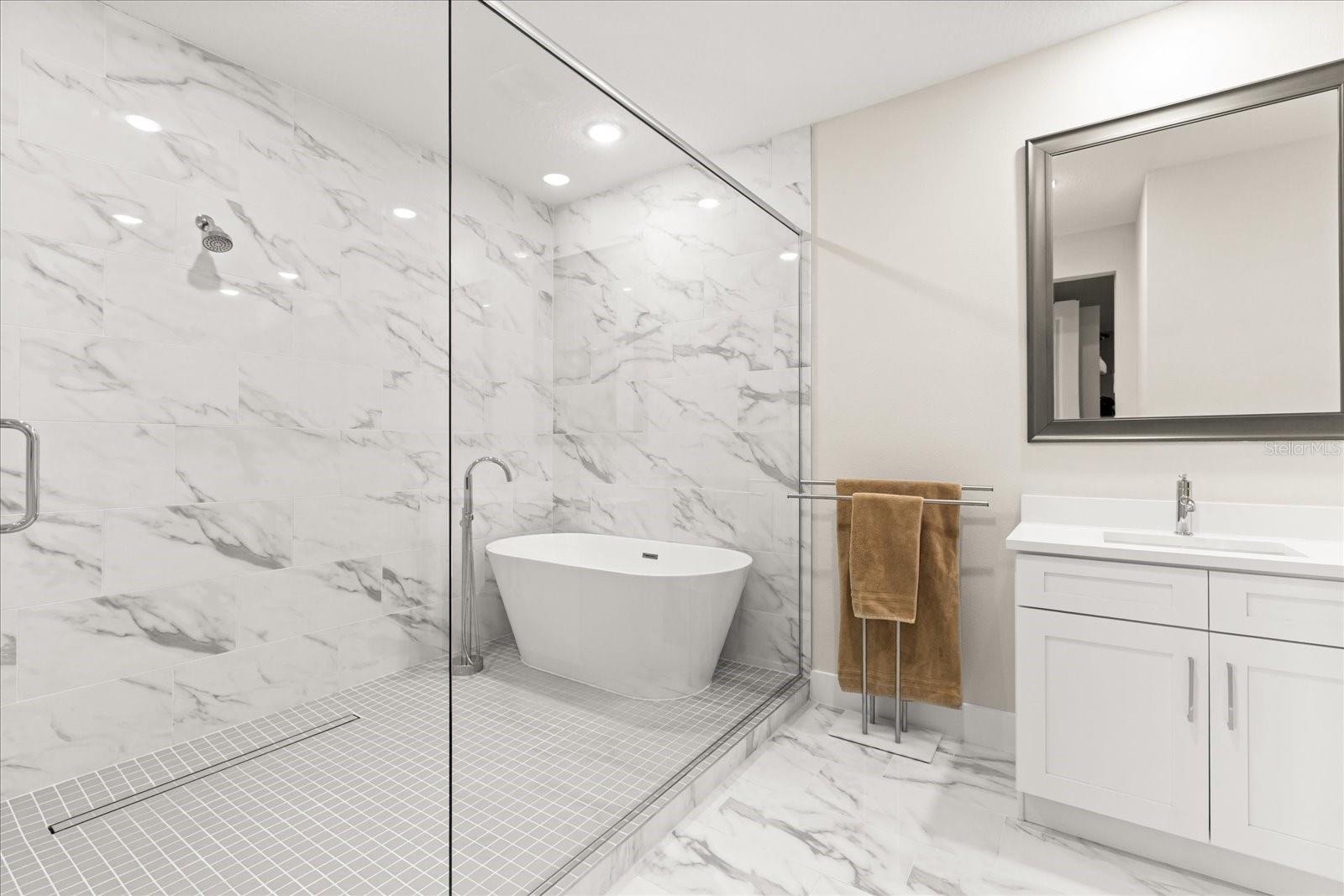 BELLA COLLINA WEST SUB - Residential