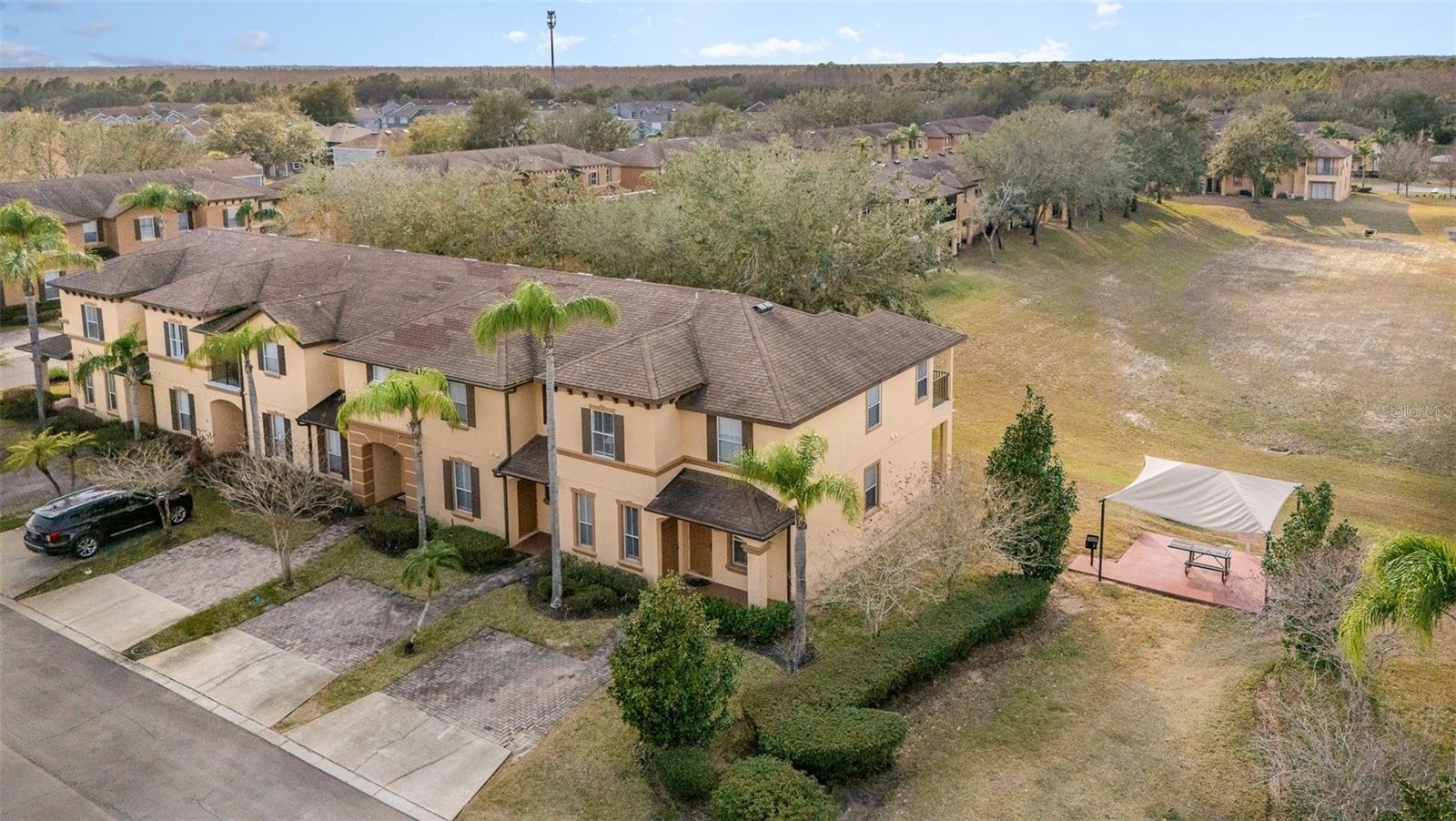 2153 CALABRIA AVENUE