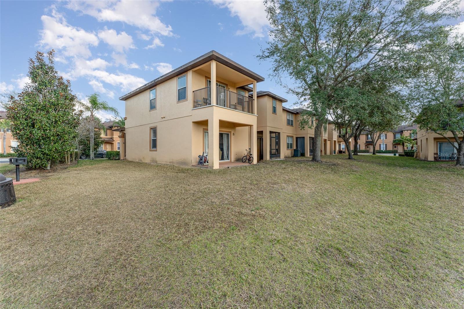 2153 CALABRIA AVENUE