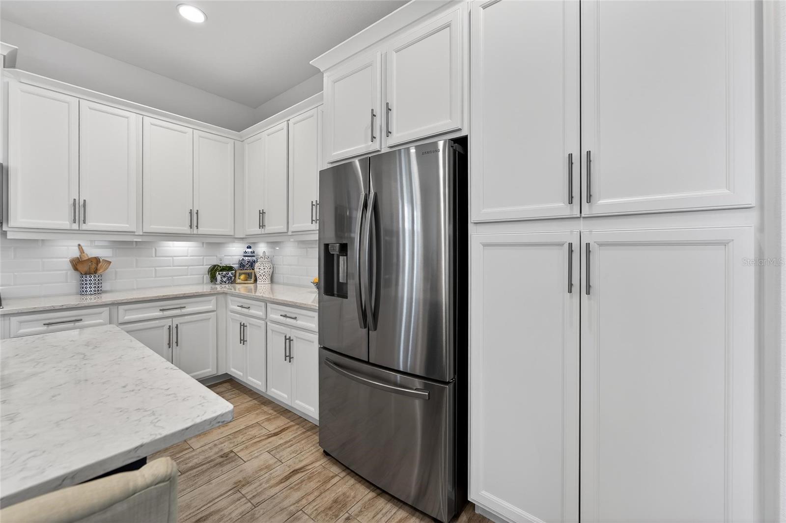 MIRABAY PARCELS 21 & 23 - Residential