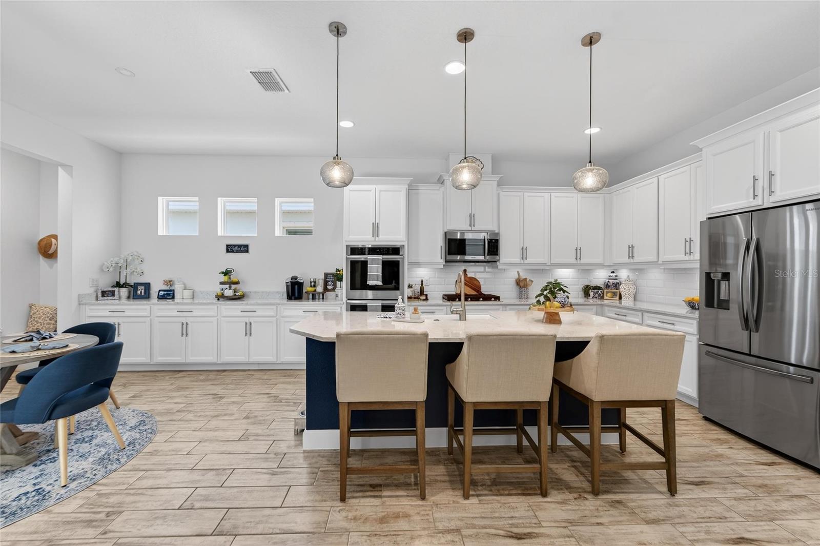 MIRABAY PARCELS 21 & 23 - Residential