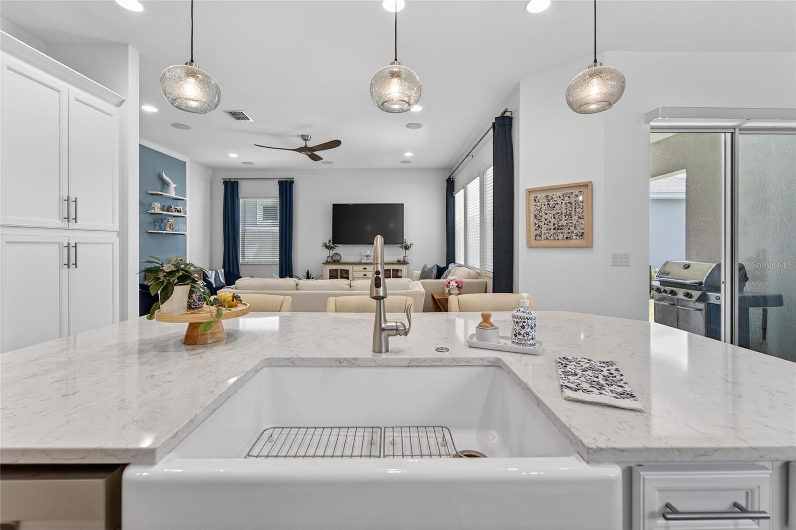 MIRABAY PARCELS 21 & 23 - Residential