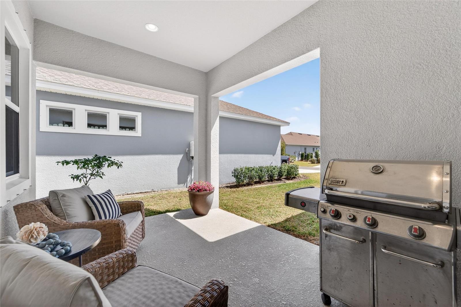 MIRABAY PARCELS 21 & 23 - Residential