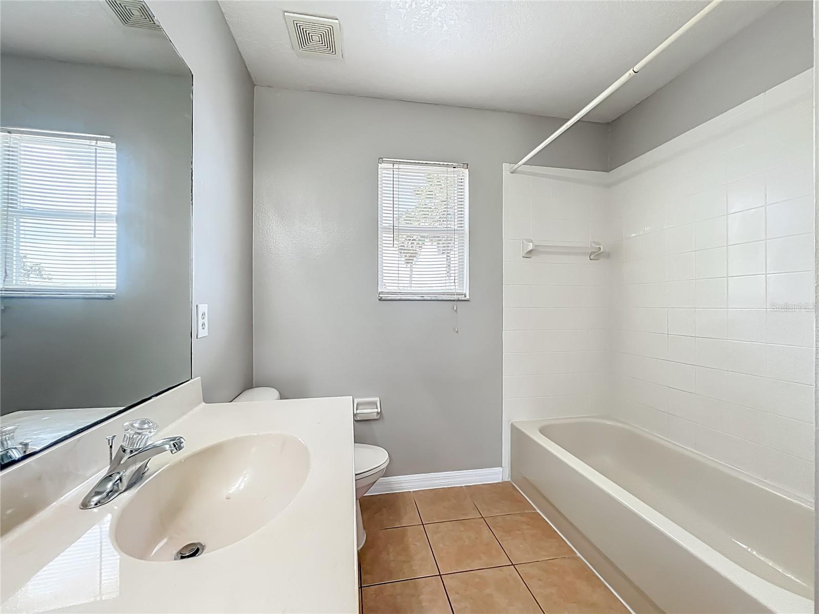 BRIGHTON LAKES PH 1 PARCELS A & G - Residential