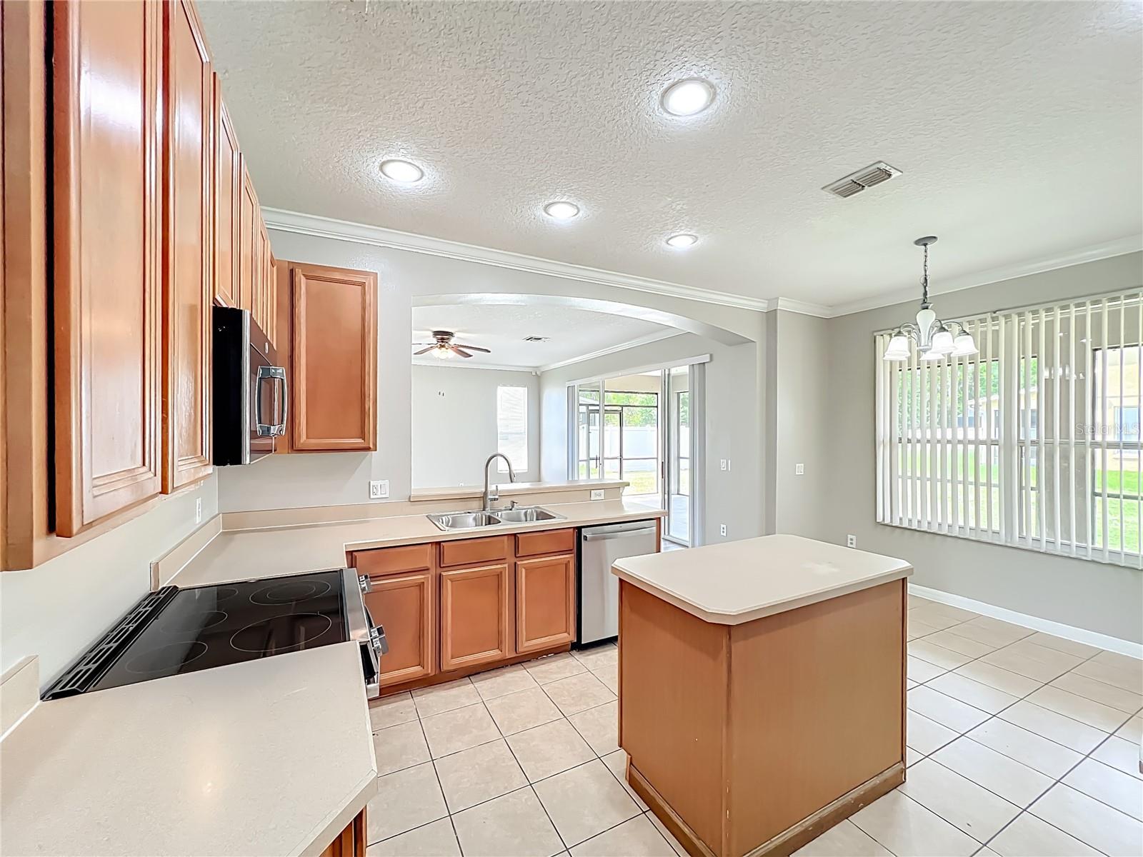 BRIGHTON LAKES PH 1 PARCELS A & G - Residential