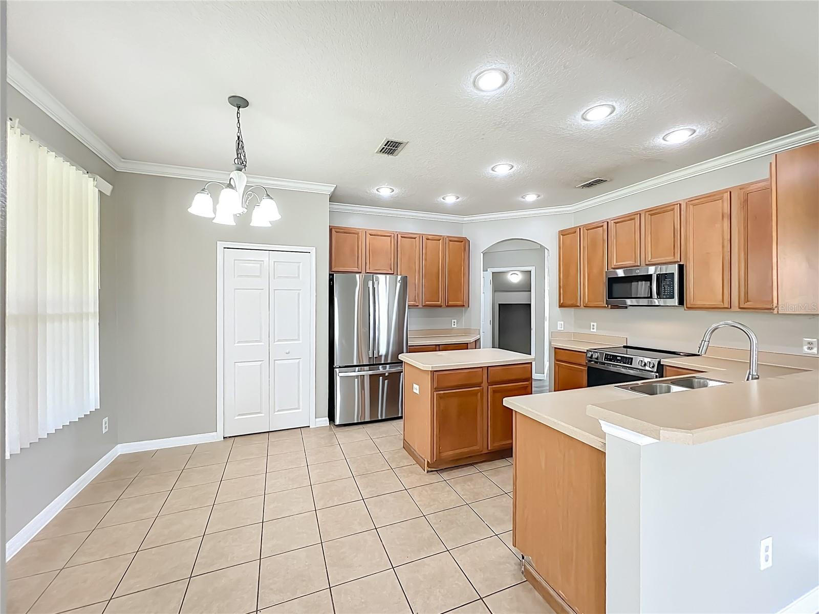 BRIGHTON LAKES PH 1 PARCELS A & G - Residential