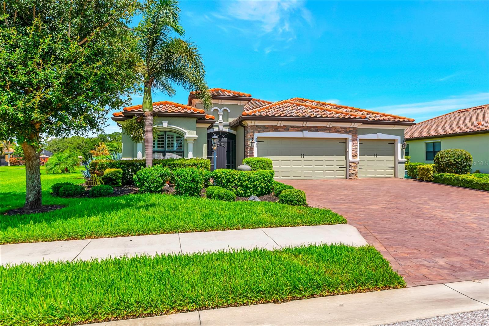 2938 DESERT PLAIN COVE