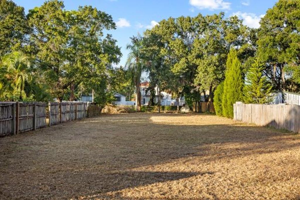 Photo of 8715 Mayflower Road, Tampa, FL 33615 (MLS # TB8453860)