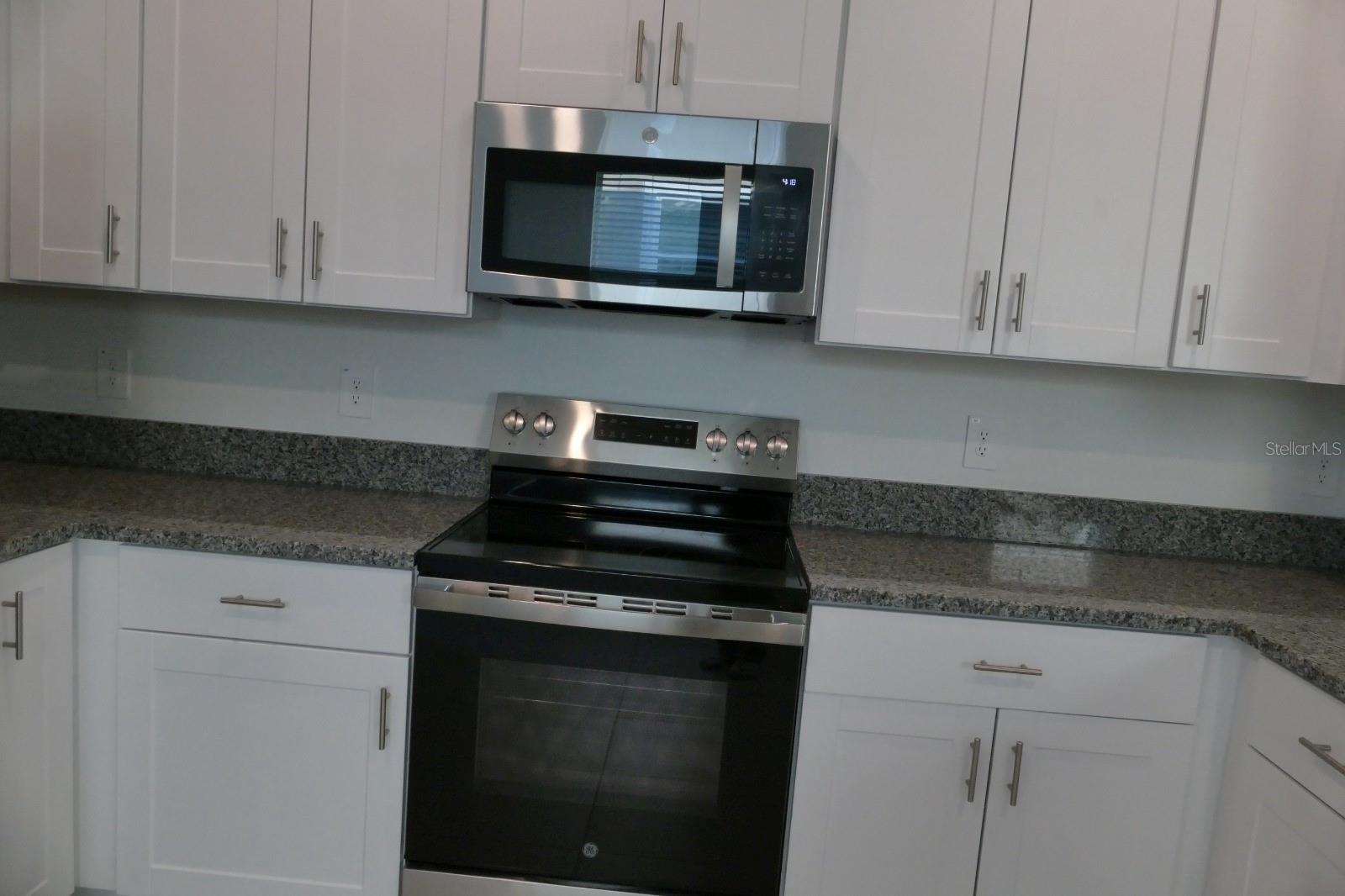 MIRADA TOWNHOMES - Residential Lease