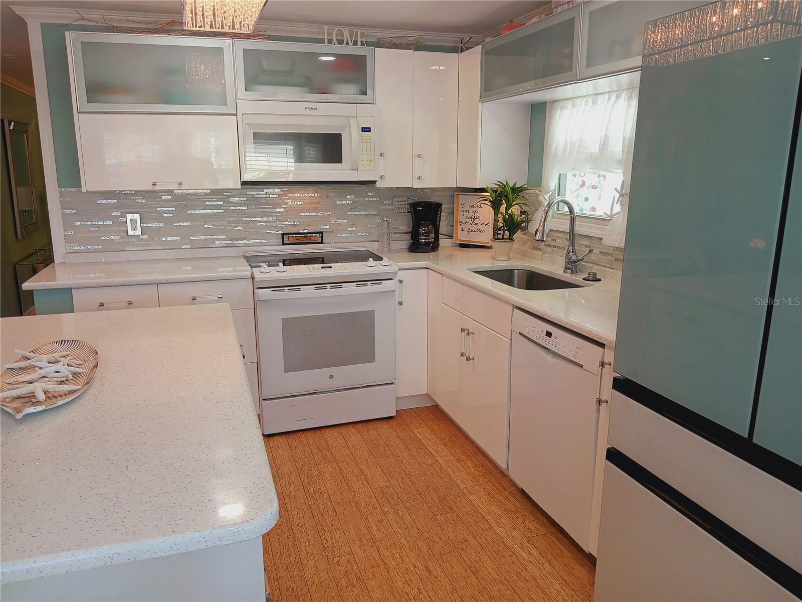TRI-PAR ESTATES - Residential