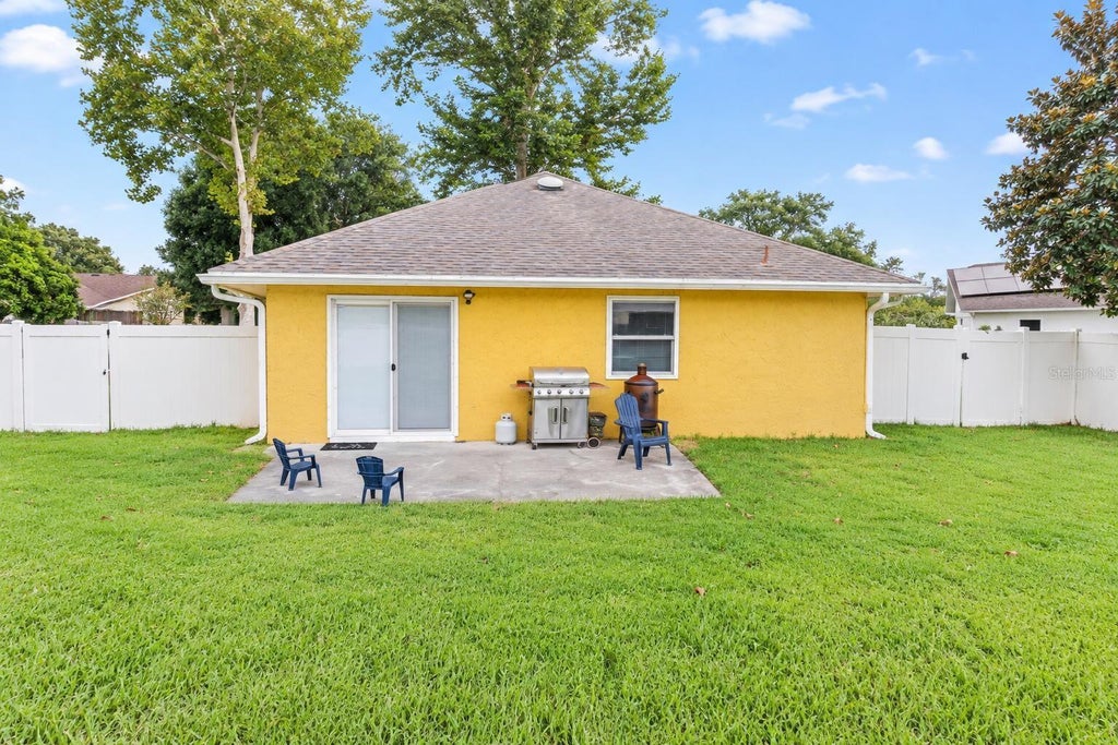 Photo of 117 Rebecca Drive NE, Winter Haven, FL 33881 (MLS # O6443814)