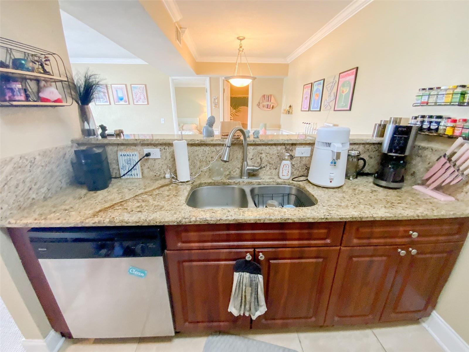 HARBOR CLUB CONDO - Residential Lease