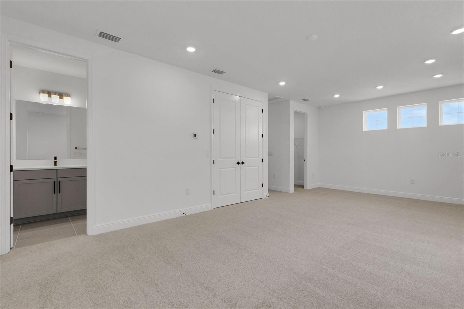 CREEKS EDGE AT TWIN RIVERS - Residential