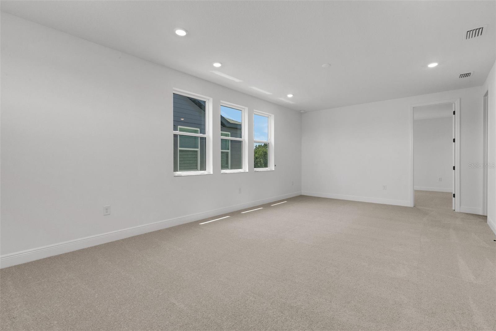 CREEKS EDGE AT TWIN RIVERS - Residential