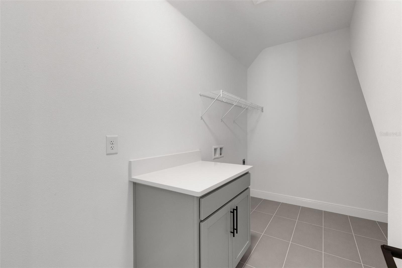 CREEKS EDGE AT TWIN RIVERS - Residential